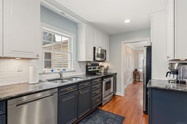 409 Madison Street, Grosse Pointe Farms, MI 48236