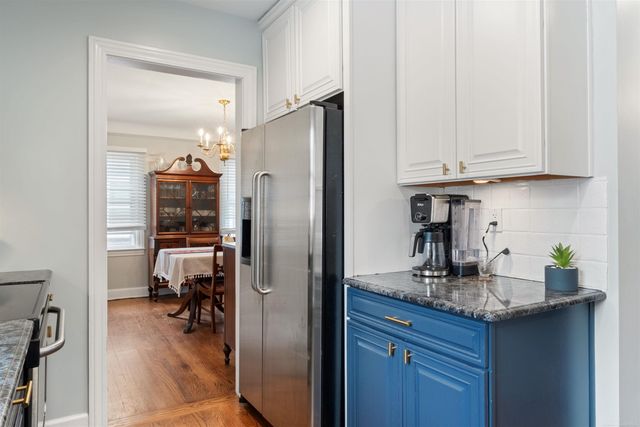 409 Madison Street, Grosse Pointe Farms, MI 48236