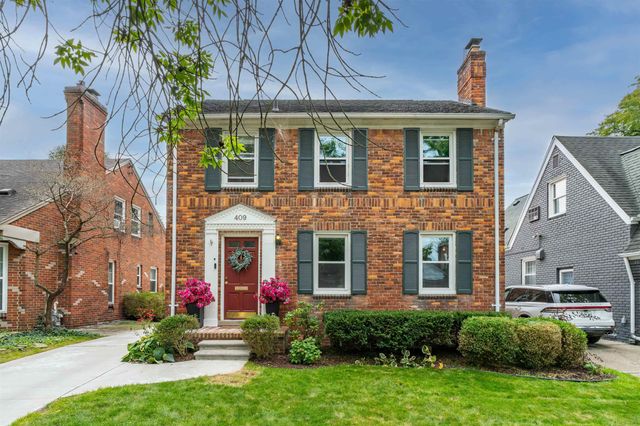 409 Madison Street, Grosse Pointe Farms, MI 48236