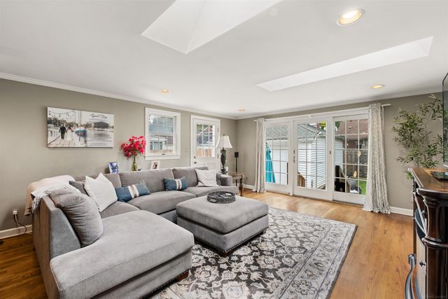 409 Madison Street, Grosse Pointe Farms, MI 48236
