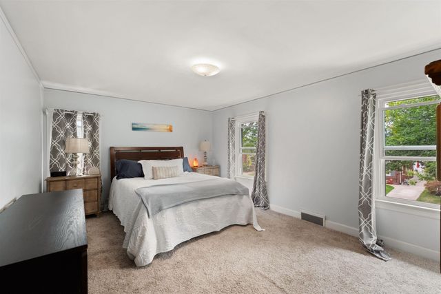 409 Madison Street, Grosse Pointe Farms, MI 48236