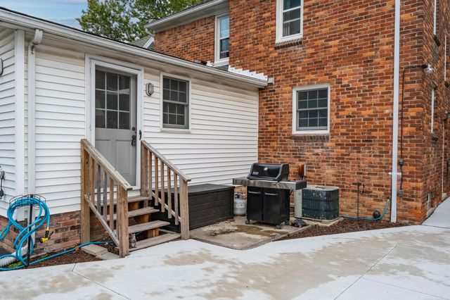 409 Madison Street, Grosse Pointe Farms, MI 48236