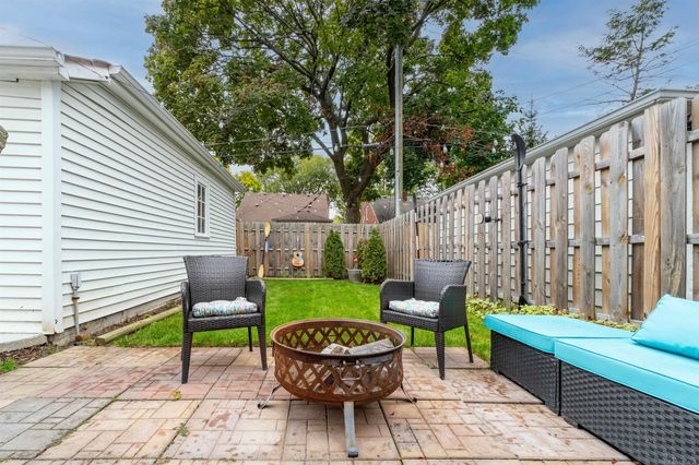 409 Madison Street, Grosse Pointe Farms, MI 48236