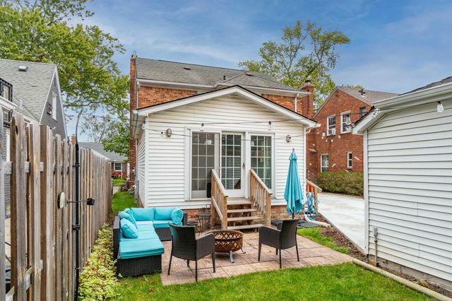409 Madison Street, Grosse Pointe Farms, MI 48236