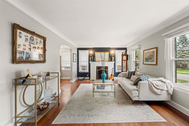 409 Madison Street, Grosse Pointe Farms, MI 48236