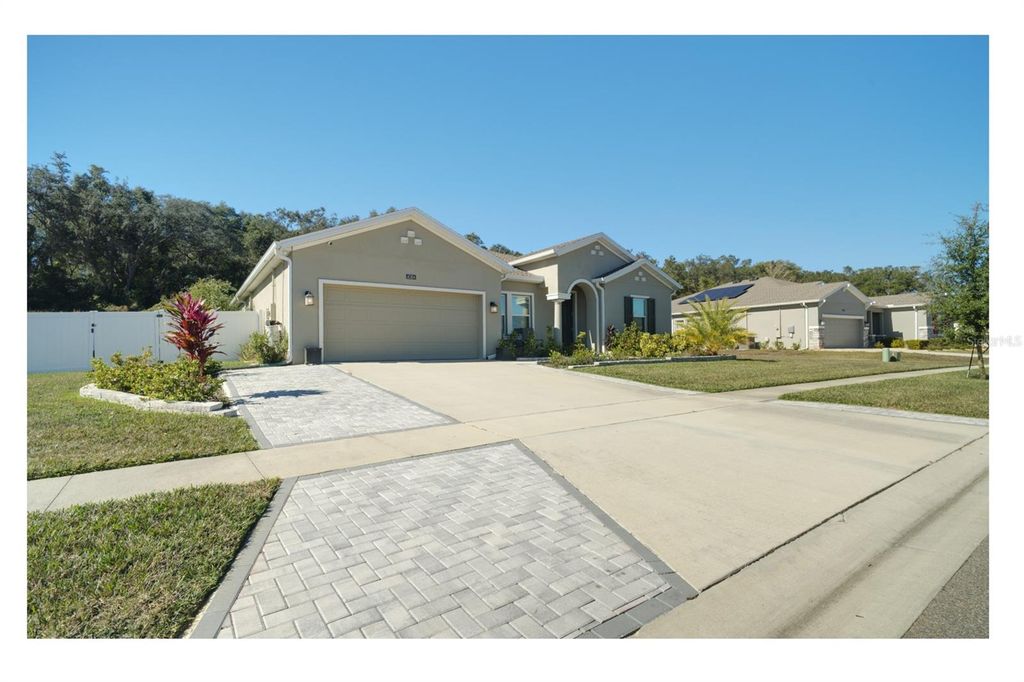 6084 CLAYSTONE WAY, Mount Dora, FL 32757