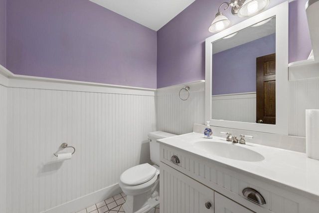 4363 Bramblewood Avenue, Vadnais Heights, MN 55127