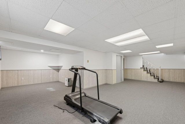 4363 Bramblewood Avenue, Vadnais Heights, MN 55127