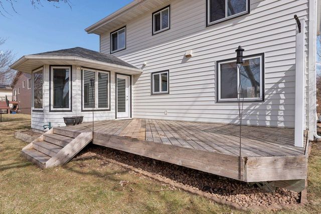 4363 Bramblewood Avenue, Vadnais Heights, MN 55127