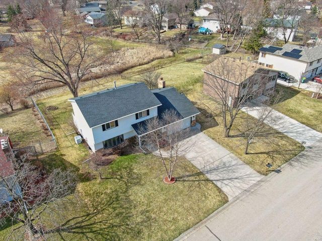 4363 Bramblewood Avenue, Vadnais Heights, MN 55127