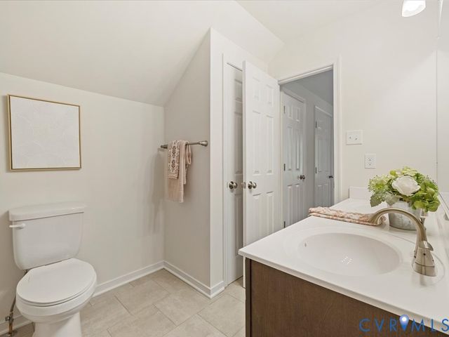 1146 Clayton Rd, Powhatan, VA 23139