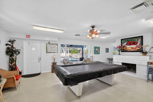 1432 S Lakeside Drive 4, Lake Worth Beach, FL 33460