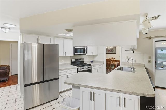 2690 W Express Lane, Lecanto, FL 34461