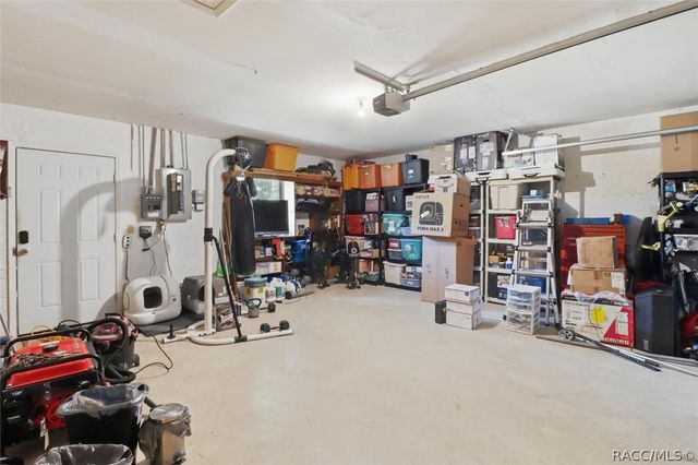 2690 W Express Lane, Lecanto, FL 34461