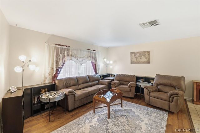 2690 W Express Lane, Lecanto, FL 34461
