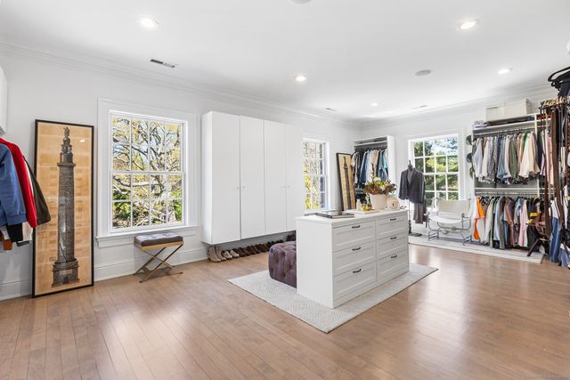 2959 Congress Street, Fairfield, CT 06824