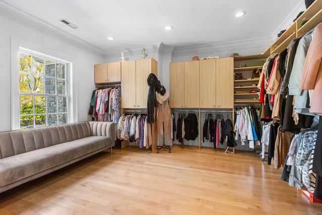 2959 Congress Street, Fairfield, CT 06824