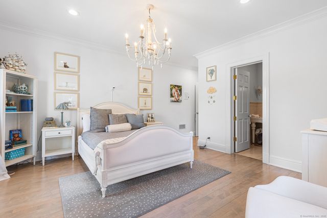 2959 Congress Street, Fairfield, CT 06824