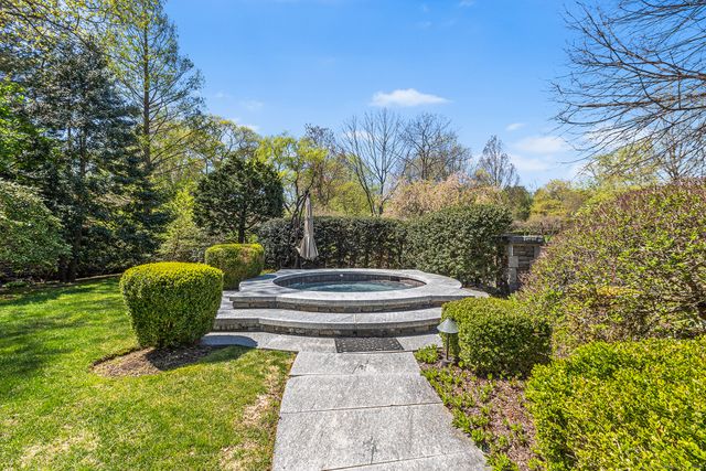 2959 Congress Street, Fairfield, CT 06824