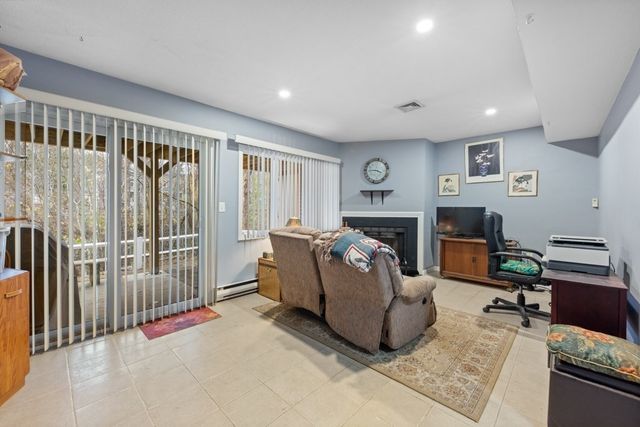 1200 Salem St 127, Lynnfield, MA 01940