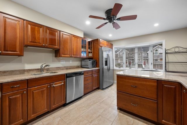 1200 Salem St 127, Lynnfield, MA 01940