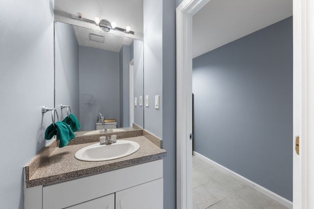 1200 Salem St 127, Lynnfield, MA 01940