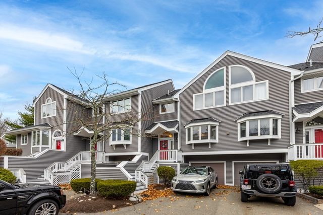 1200 Salem St 127, Lynnfield, MA 01940