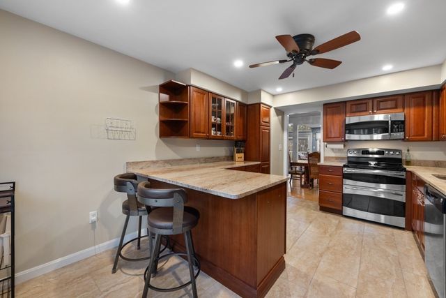 1200 Salem St 127, Lynnfield, MA 01940