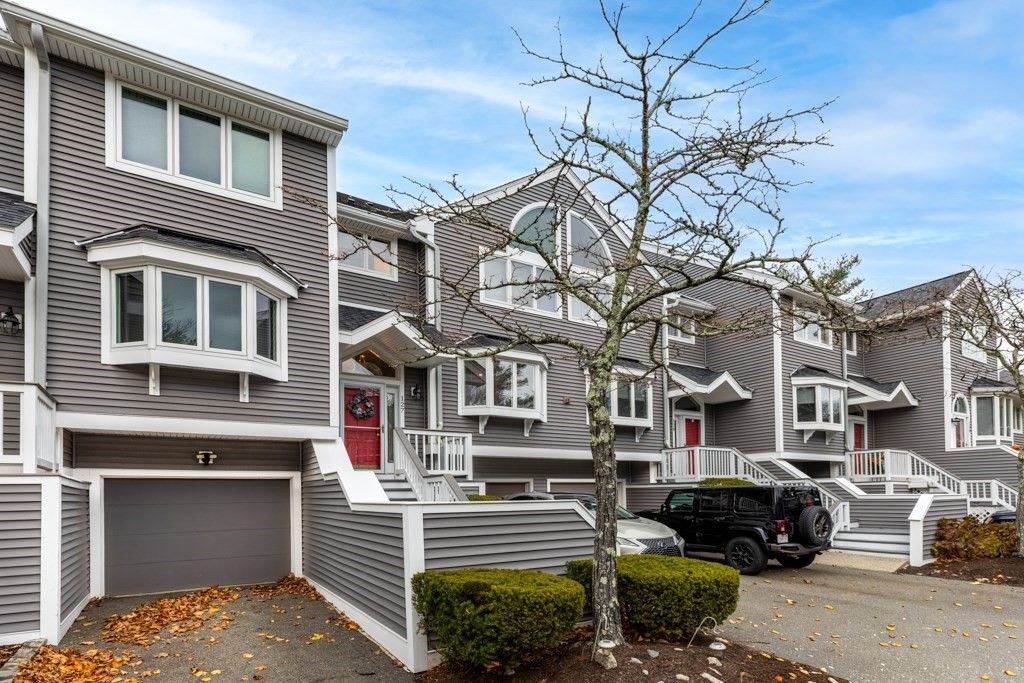 1200 Salem St 127, Lynnfield, MA 01940