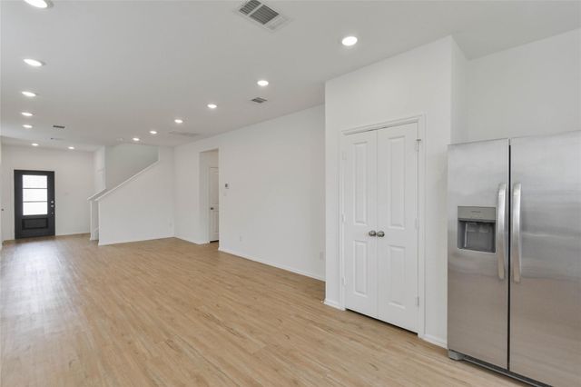 3015 Wedgewood Cove Way, Porter, TX 77365