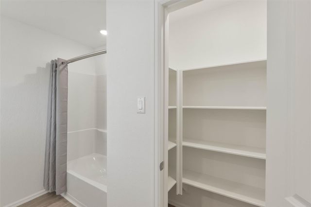 3015 Wedgewood Cove Way, Porter, TX 77365