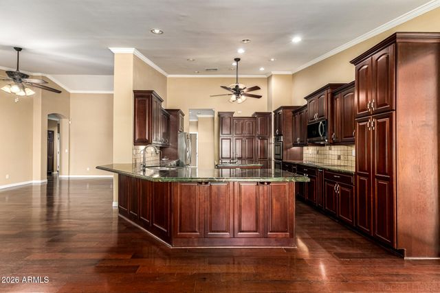 39899 N CREEKSIDE Road, San Tan Valley, AZ 85140