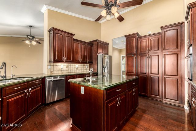 39899 N CREEKSIDE Road, San Tan Valley, AZ 85140