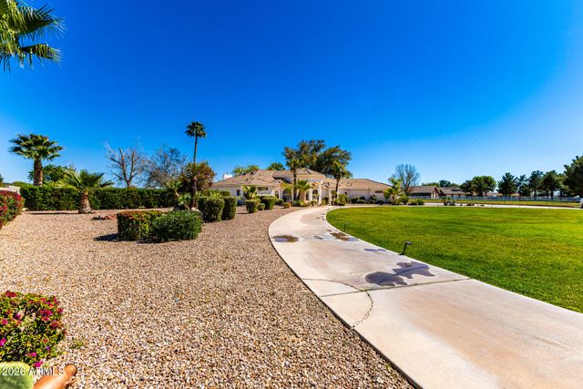 39899 N CREEKSIDE Road, San Tan Valley, AZ 85140