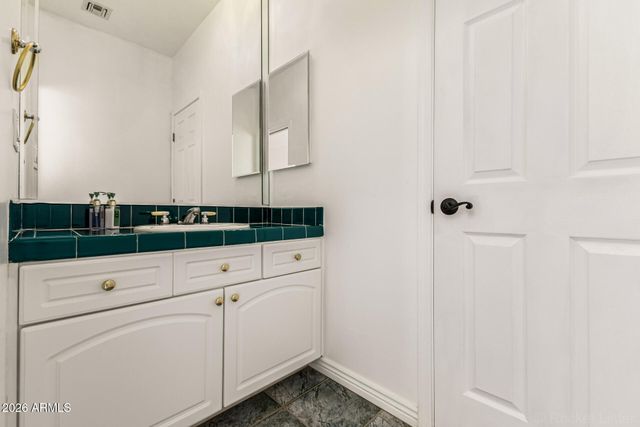 39899 N CREEKSIDE Road, San Tan Valley, AZ 85140