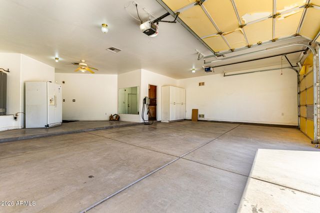 39899 N CREEKSIDE Road, San Tan Valley, AZ 85140