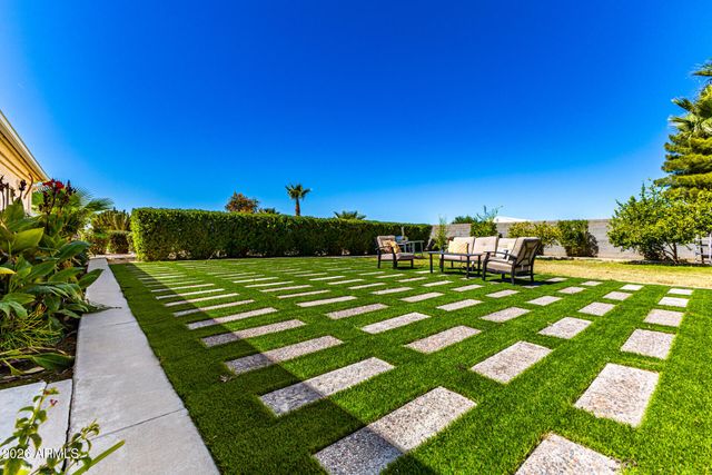 39899 N CREEKSIDE Road, San Tan Valley, AZ 85140