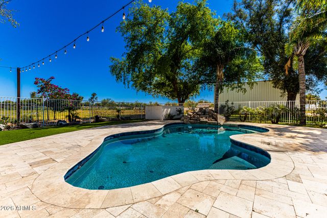 39899 N CREEKSIDE Road, San Tan Valley, AZ 85140