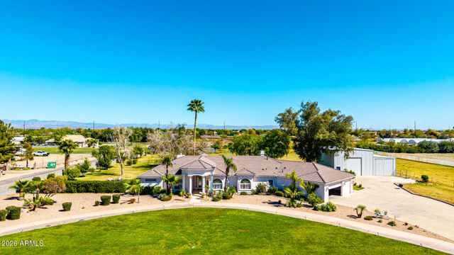 39899 N CREEKSIDE Road, San Tan Valley, AZ 85140