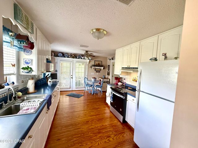 4705 Ford Road, Greenwood, FL 32443