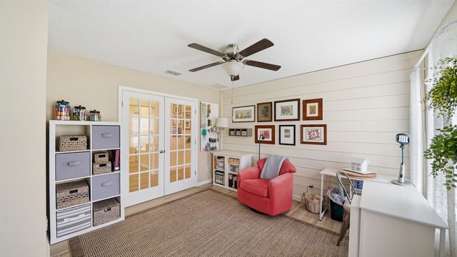 20 Country Club Harbor Cir, Palm Coast, FL 32137