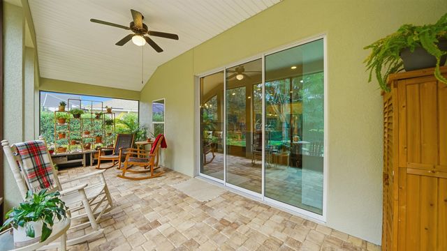 20 Country Club Harbor Cir, Palm Coast, FL 32137