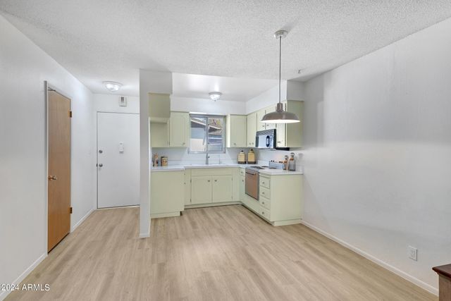 6721 E MCDOWELL Road 316G, Scottsdale, AZ 85257