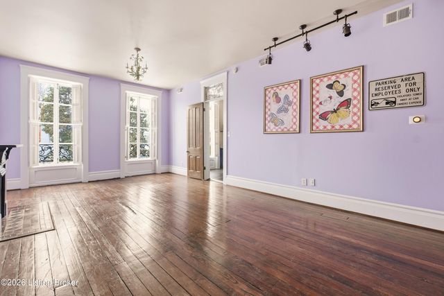 1335 S 1st St APT 2, Louisville, KY 40208