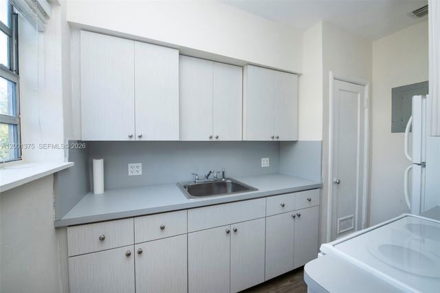 12247 NE 9th Ave 12247, North Miami, FL 33161