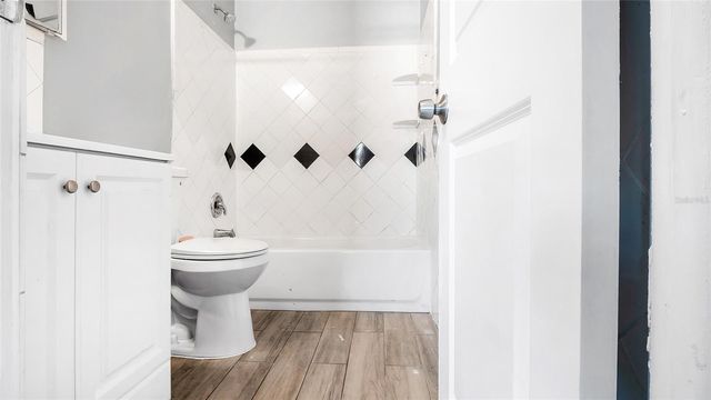 2506 ROSE AVENUE, Bradenton, FL 34207