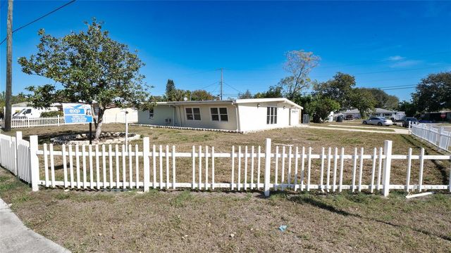 2506 ROSE AVENUE, Bradenton, FL 34207