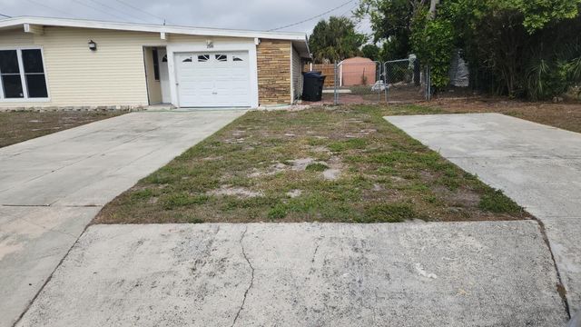 2506 ROSE AVENUE, Bradenton, FL 34207