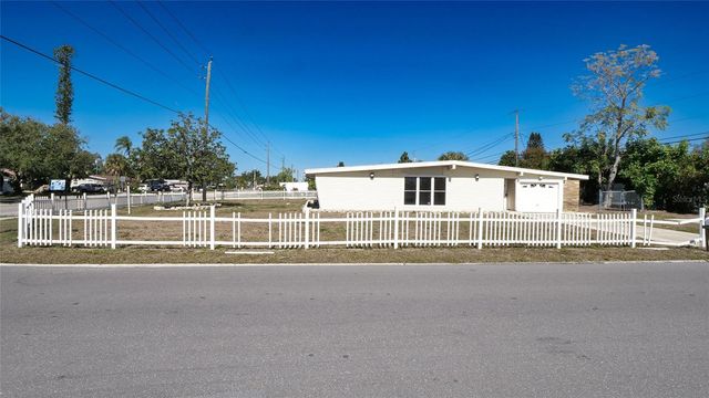 2506 ROSE AVENUE, Bradenton, FL 34207