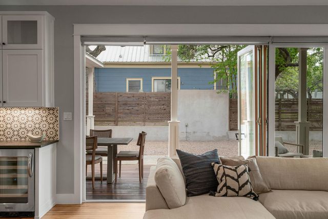 1701 Brackenridge ST, Austin, TX 78704